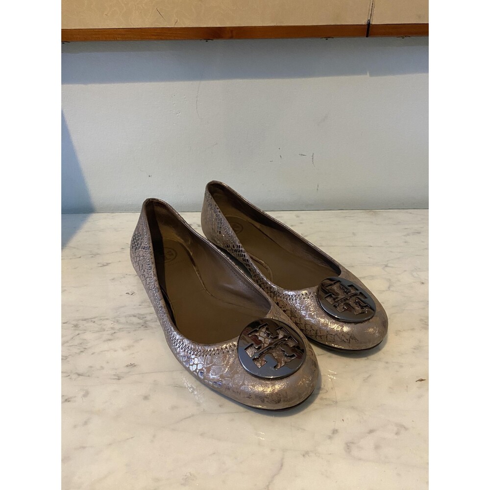 Tory Burch Shoes Womens Size 8 Silver Snake Leather Ballet Flats Logo Slip On